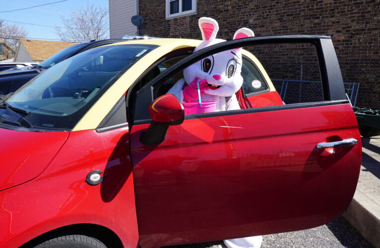 Easter Bunny Hops into the McKinley Park Post for Breakfast